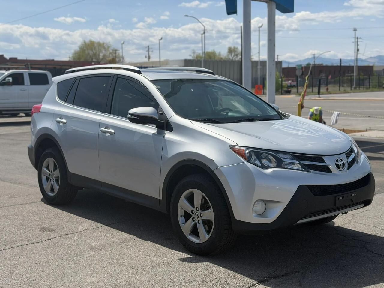 2015 TOYOTA RAV4