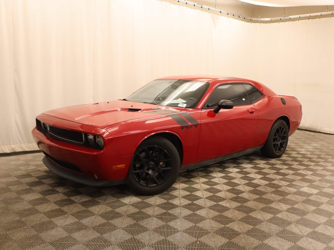 2013 DODGE Challenger