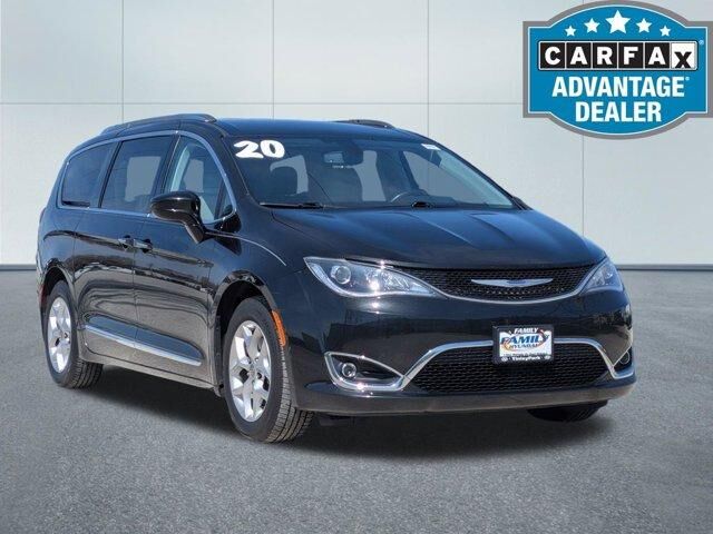 2020 CHRYSLER Pacifica