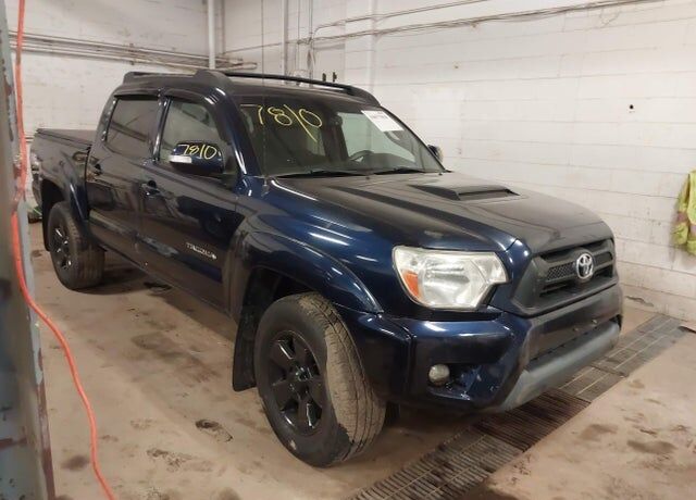 2013 TOYOTA Tacoma