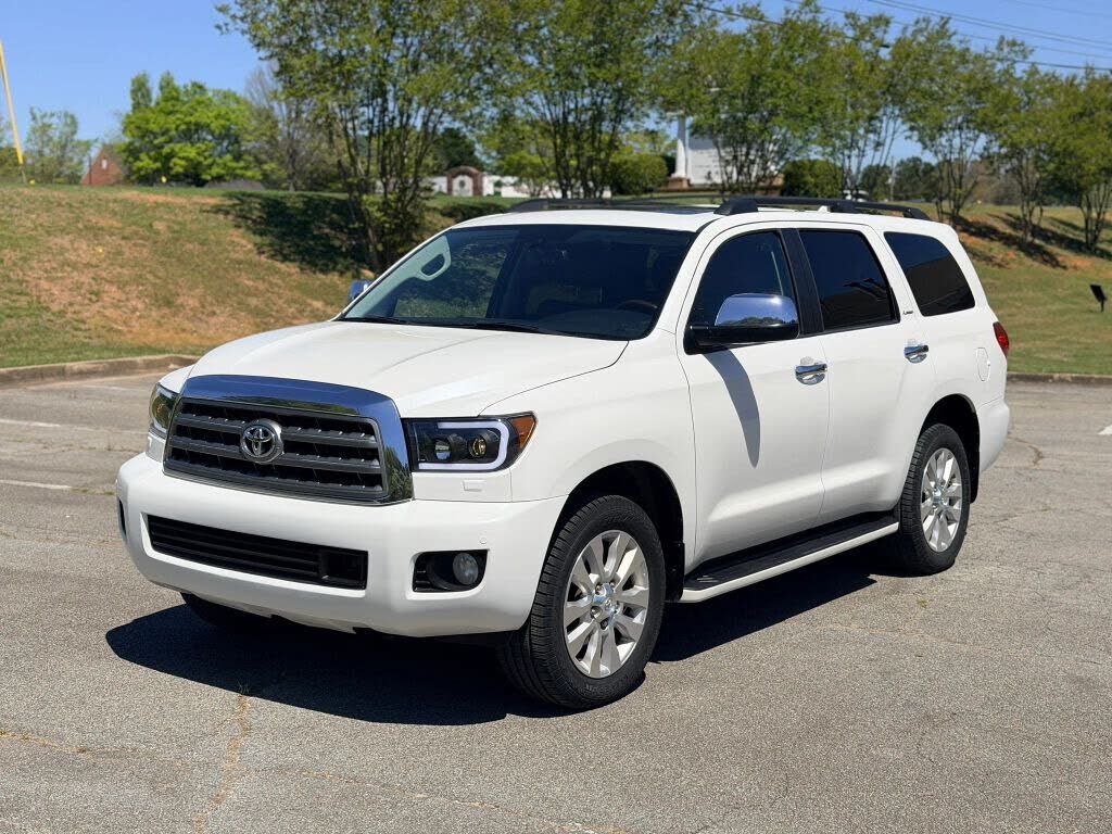 2014 TOYOTA Sequoia