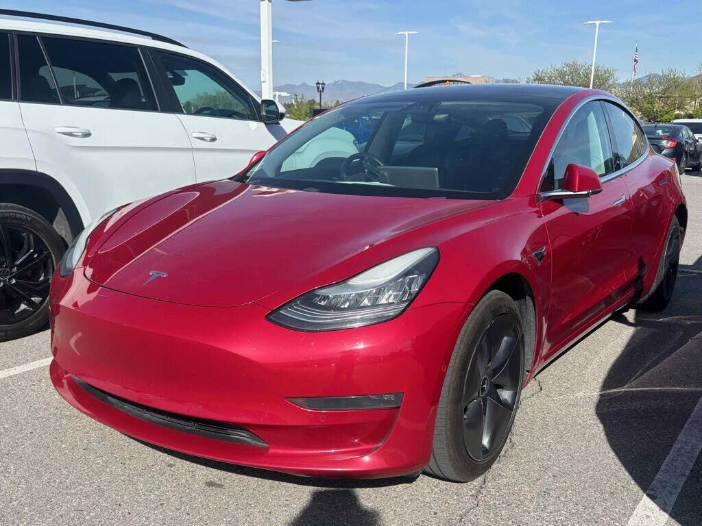 2020 TESLA Model 3