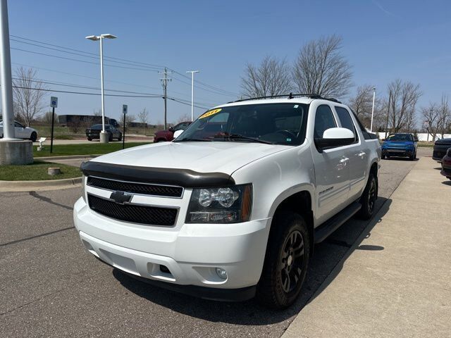 2011 CHEVROLET Avalanche