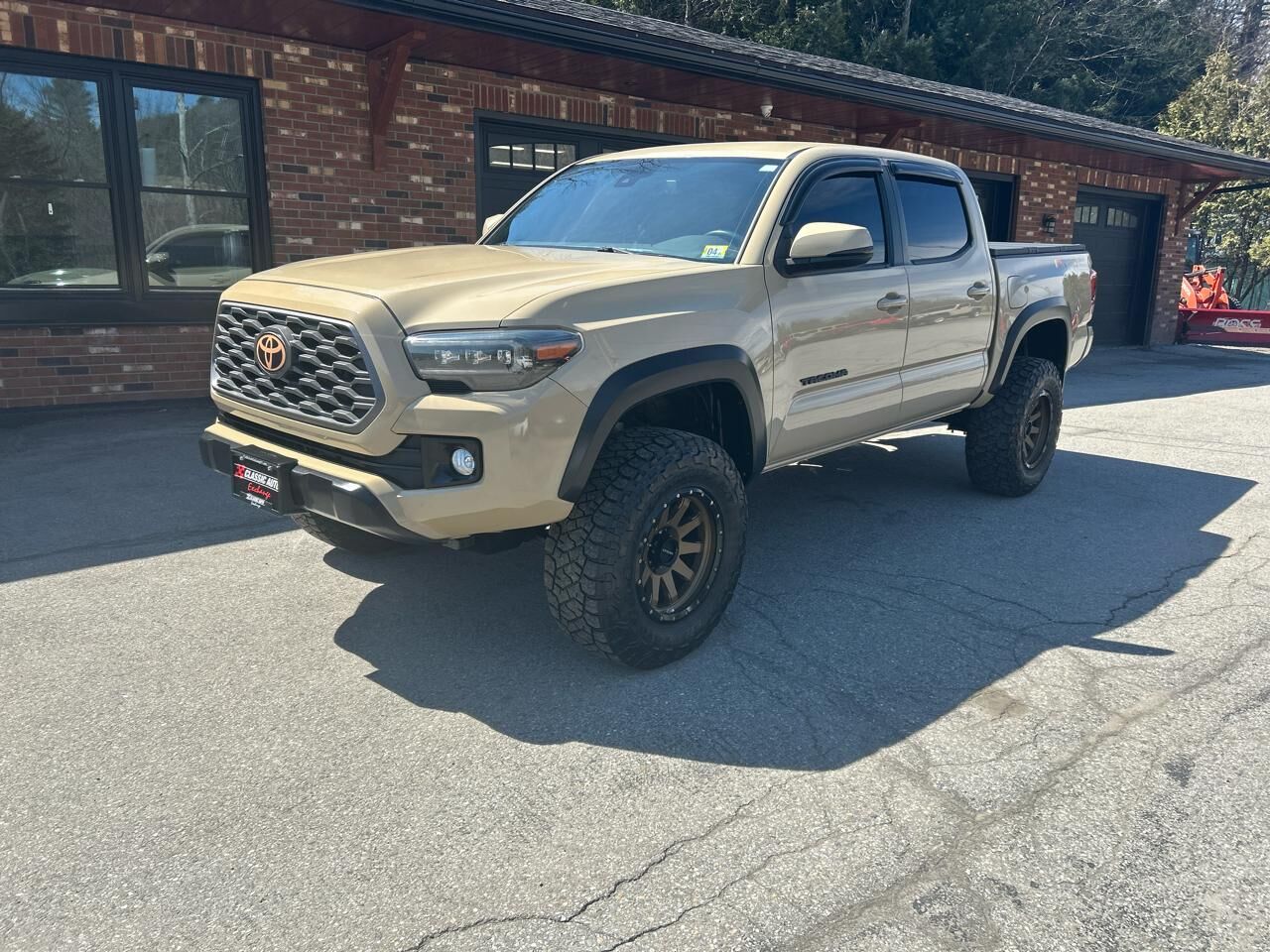 2018 TOYOTA Tacoma