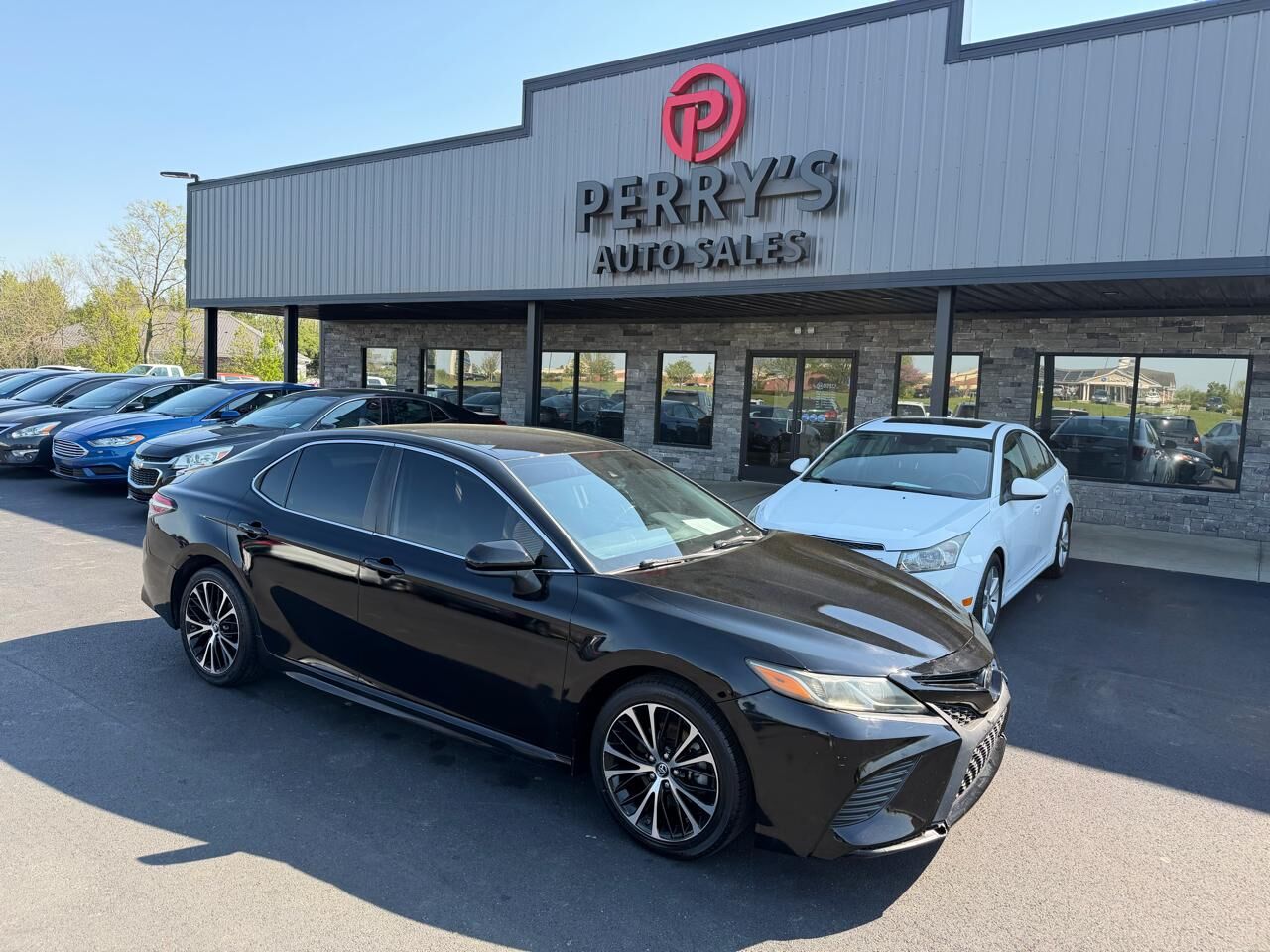 2019 TOYOTA Camry