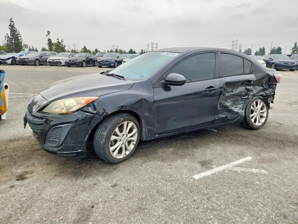2011 MAZDA Mazda3