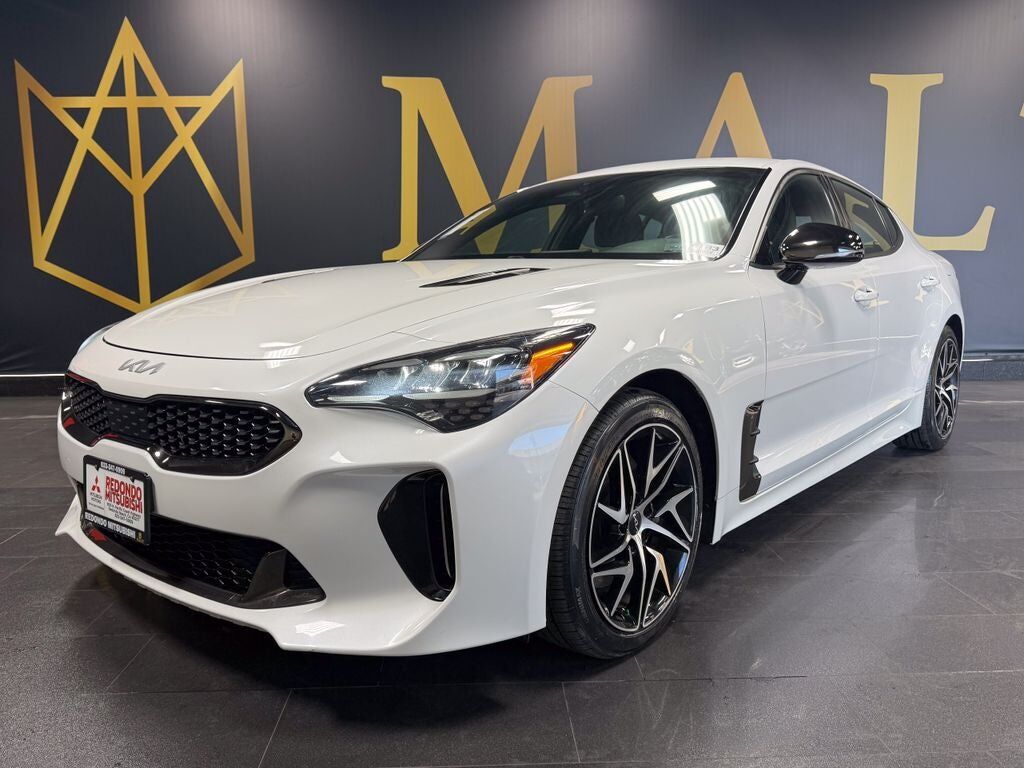 2022 KIA Stinger