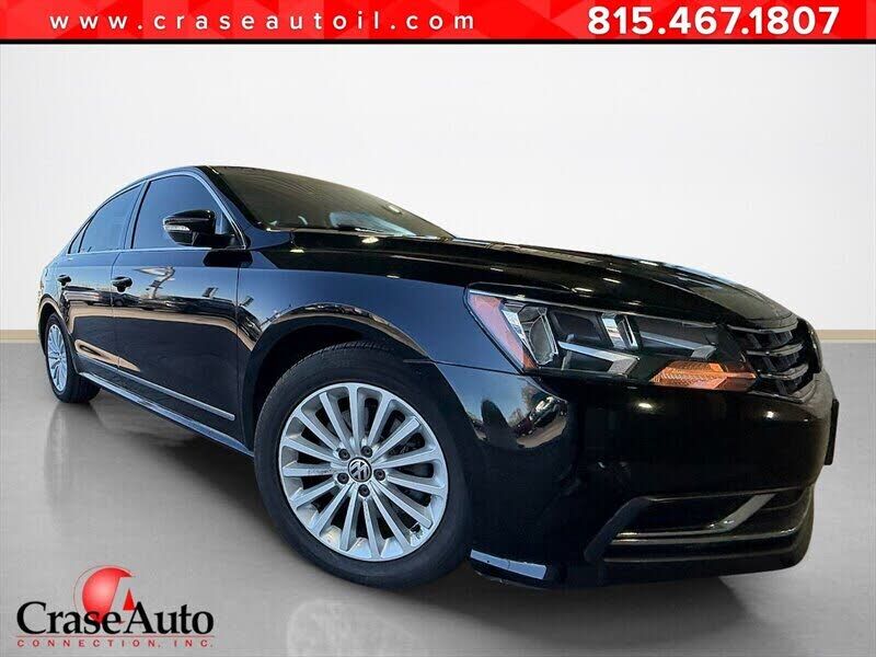 2016 VOLKSWAGEN Passat