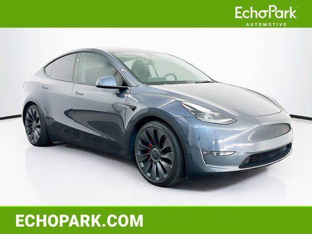 2023 TESLA Model Y