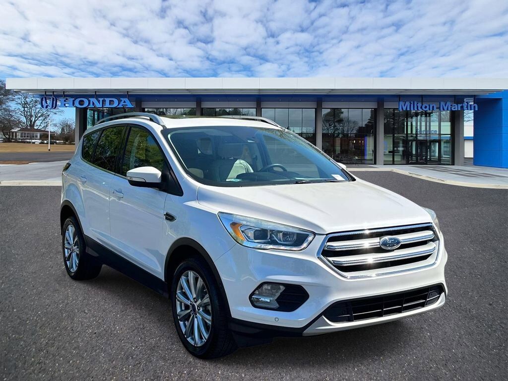 2017 FORD Escape