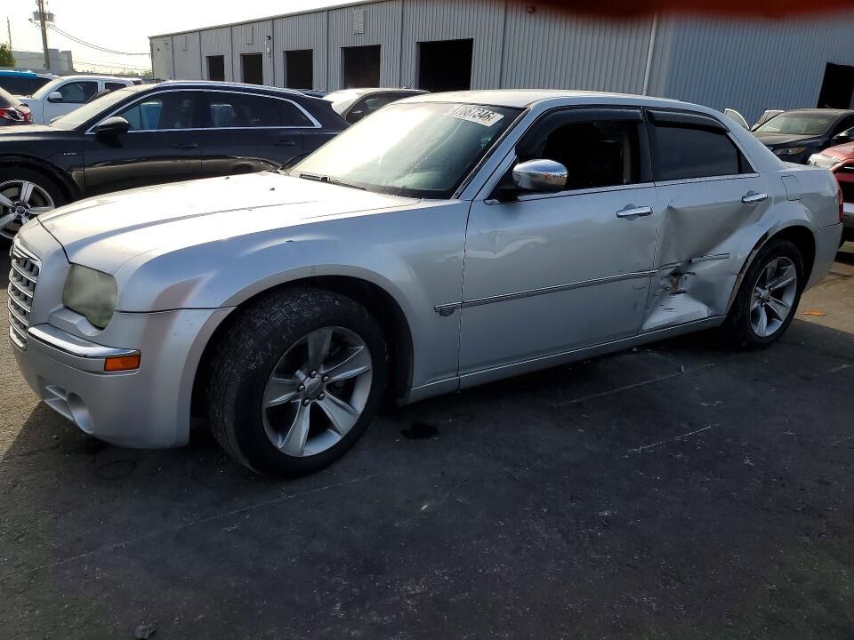 2005 CHRYSLER 300C