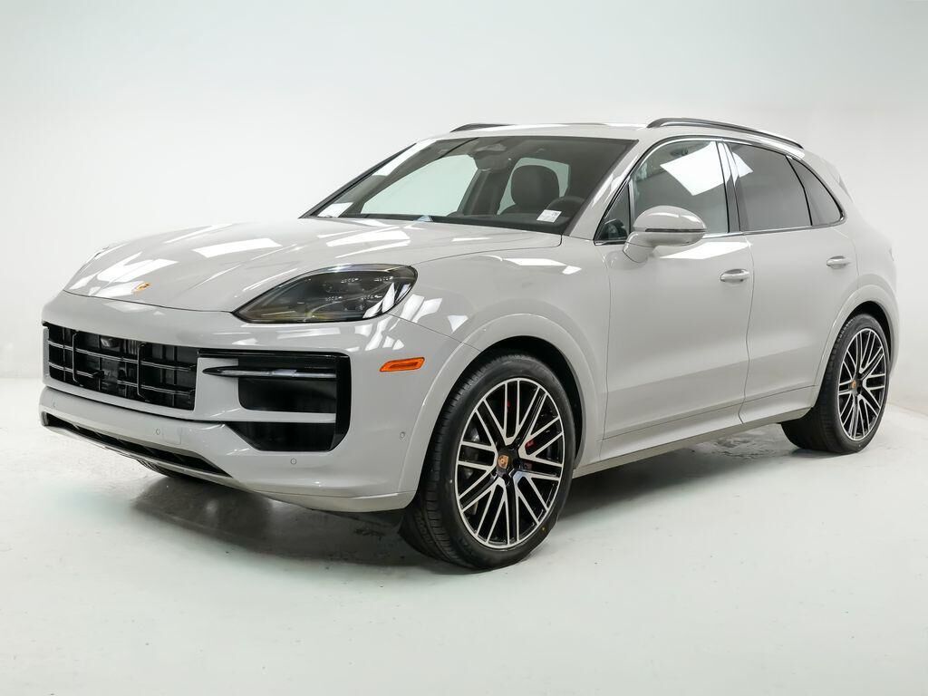 2026 PORSCHE Cayenne