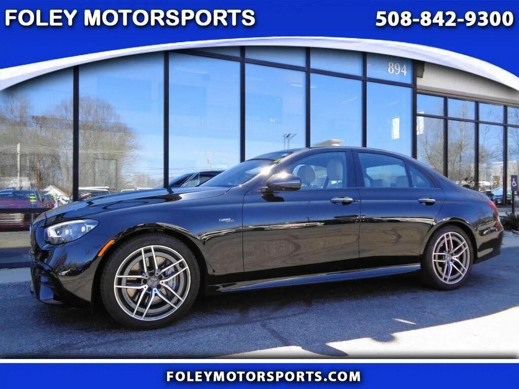 2021 MERCEDES-BENZ E-Class