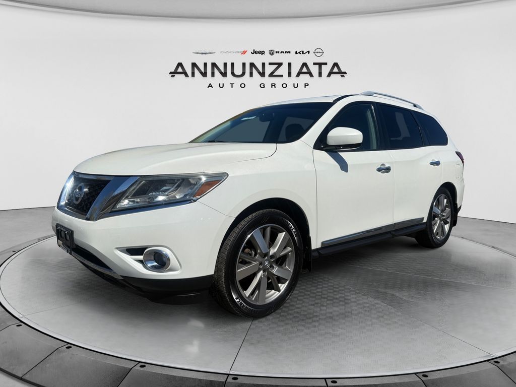 2015 NISSAN Pathfinder