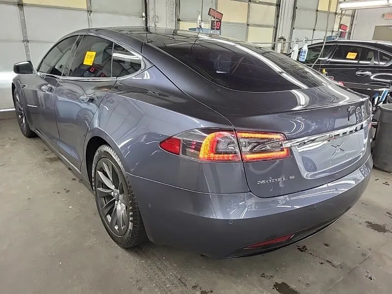 2018 TESLA Model S