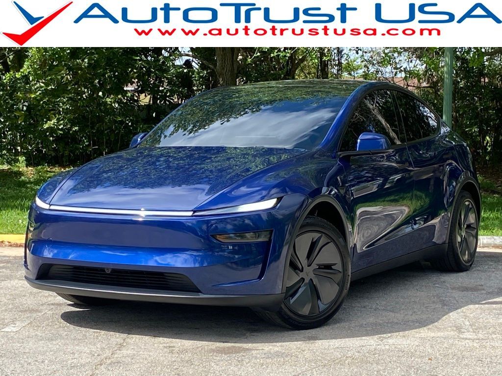 2026 TESLA Model Y