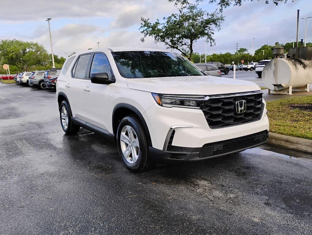 2023 HONDA Pilot