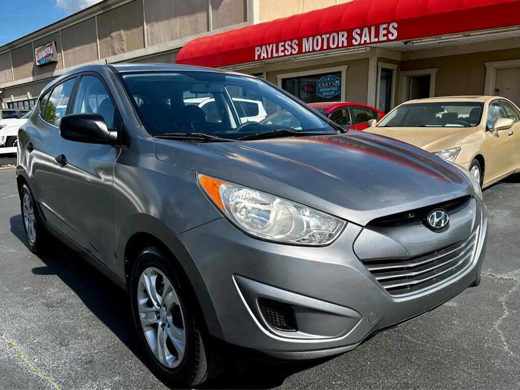 2010 HYUNDAI Tucson