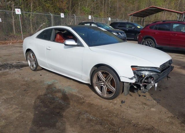 2010 AUDI S5