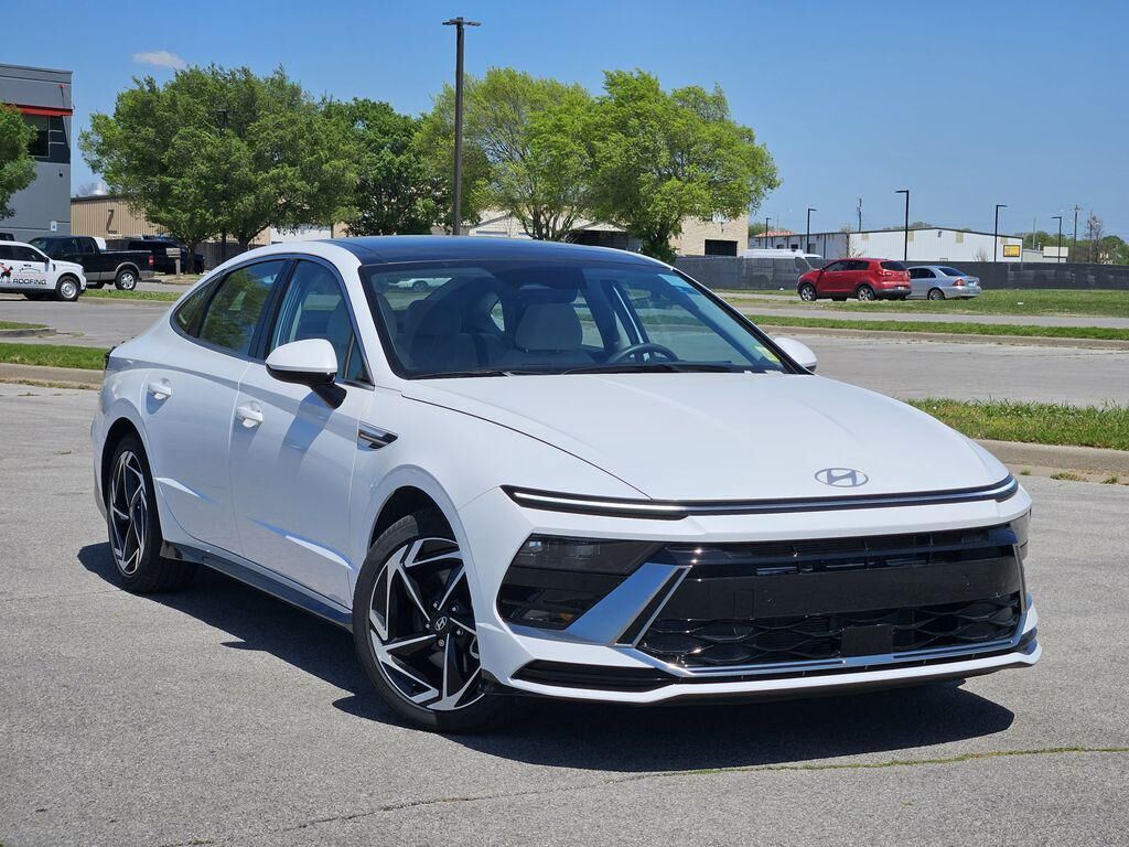 2025 HYUNDAI Sonata