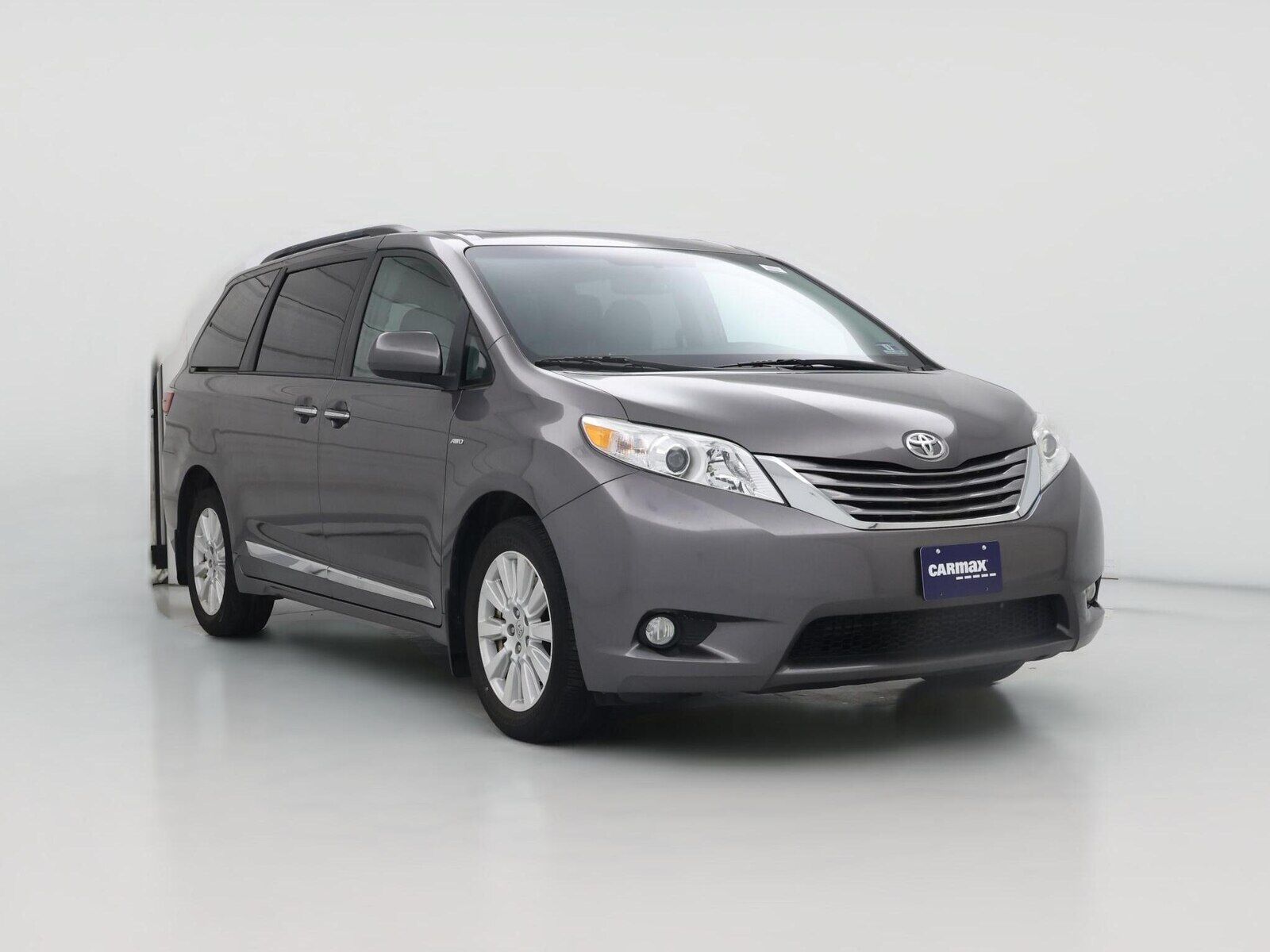 2017 TOYOTA Sienna
