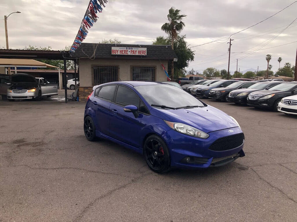 2015 FORD Fiesta