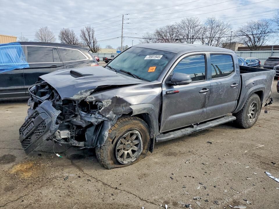 2020 TOYOTA Tacoma