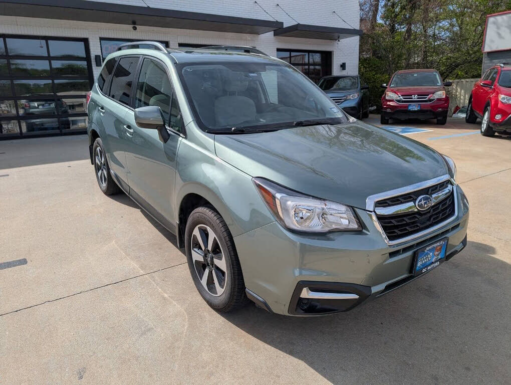 2018 SUBARU Forester