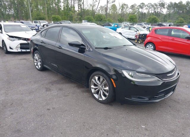2016 CHRYSLER 200