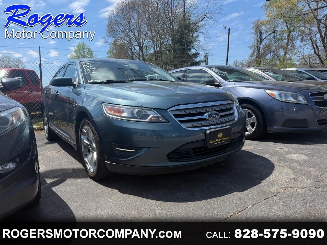 2010 FORD Taurus