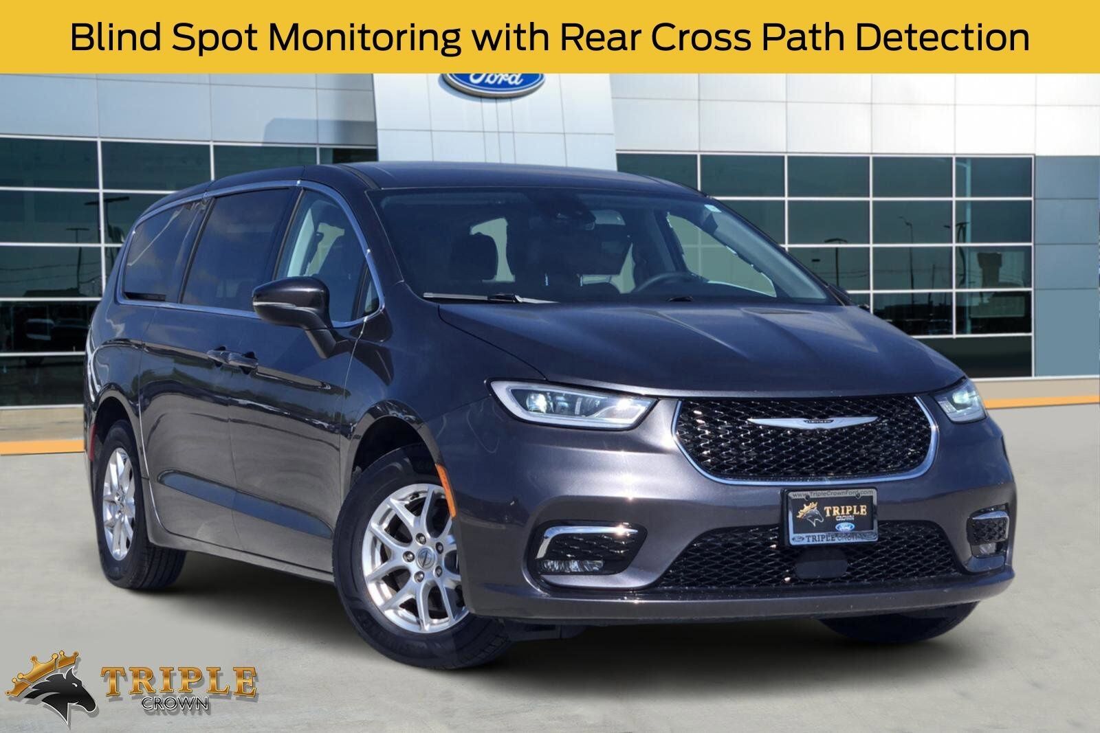 2023 CHRYSLER Pacifica