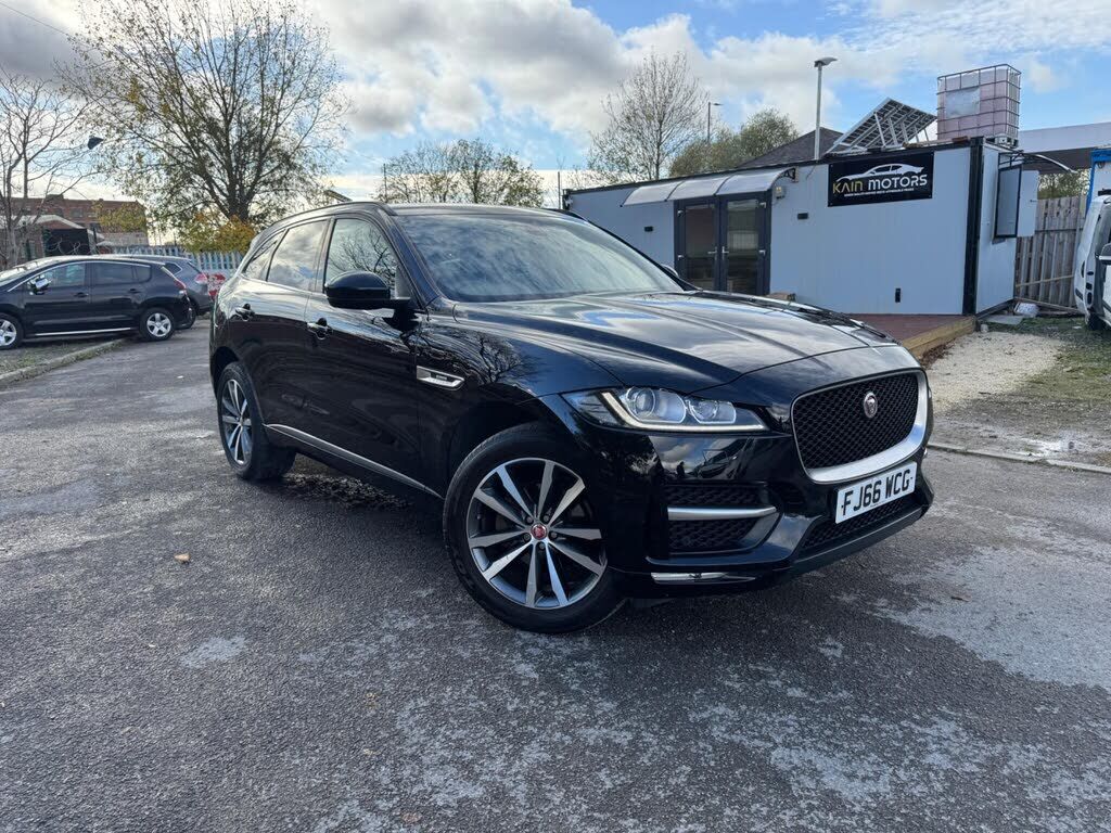Jaguar F-Pace