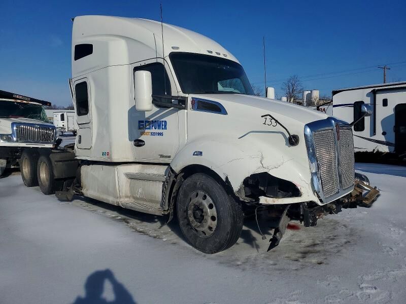 2021 KENWORTH T680