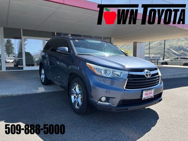 2016 TOYOTA Highlander