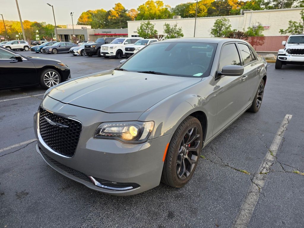 2019 CHRYSLER 300