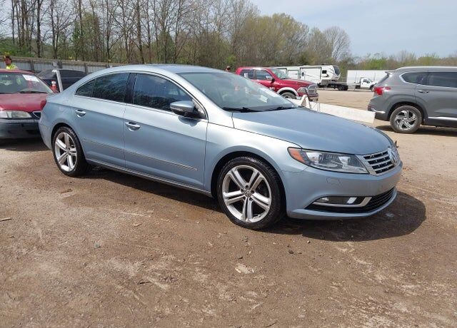 2013 VOLKSWAGEN Passat