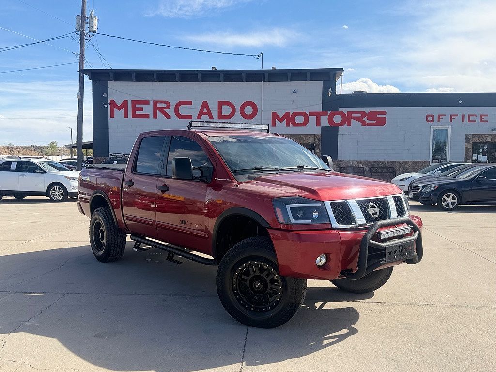 2013 NISSAN Titan