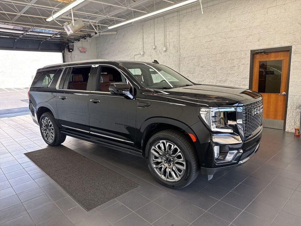 2023 GMC Yukon XL
