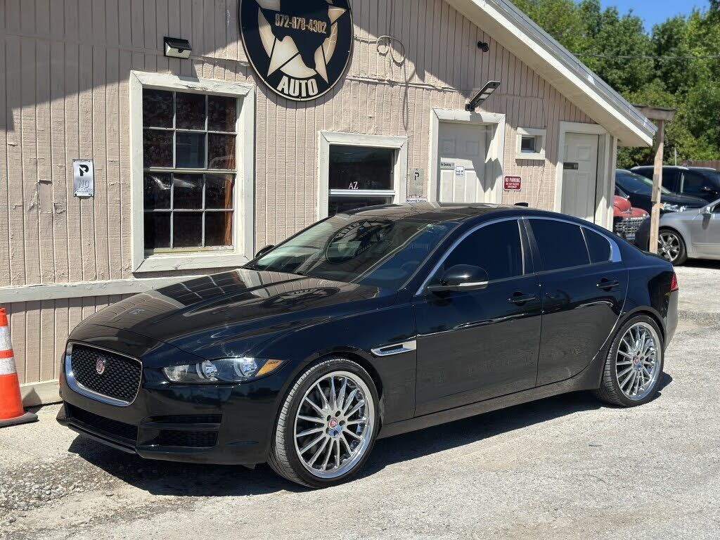 2017 Jaguar XE