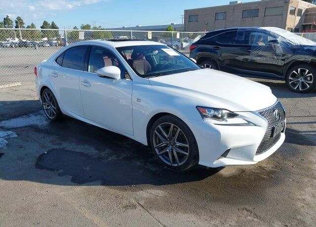 2016 LEXUS IS