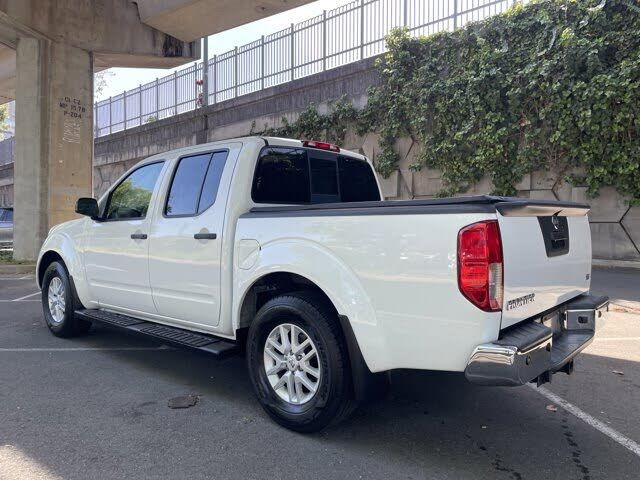 2017 NISSAN Frontier