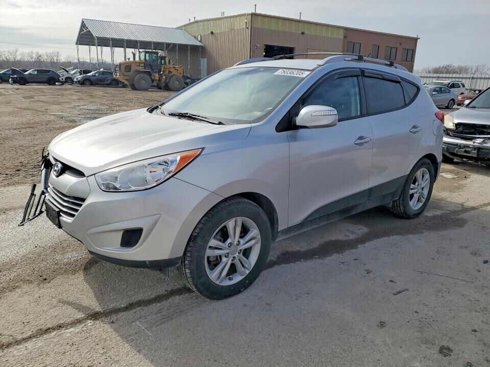 2012 HYUNDAI Tucson