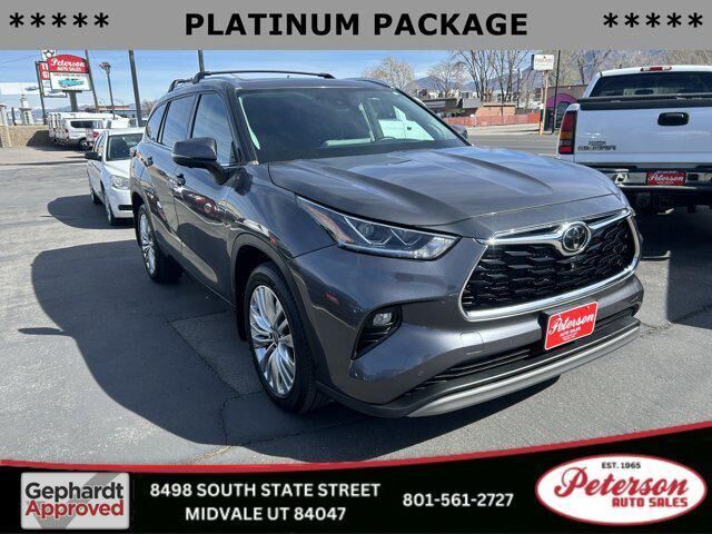 2023 TOYOTA Highlander