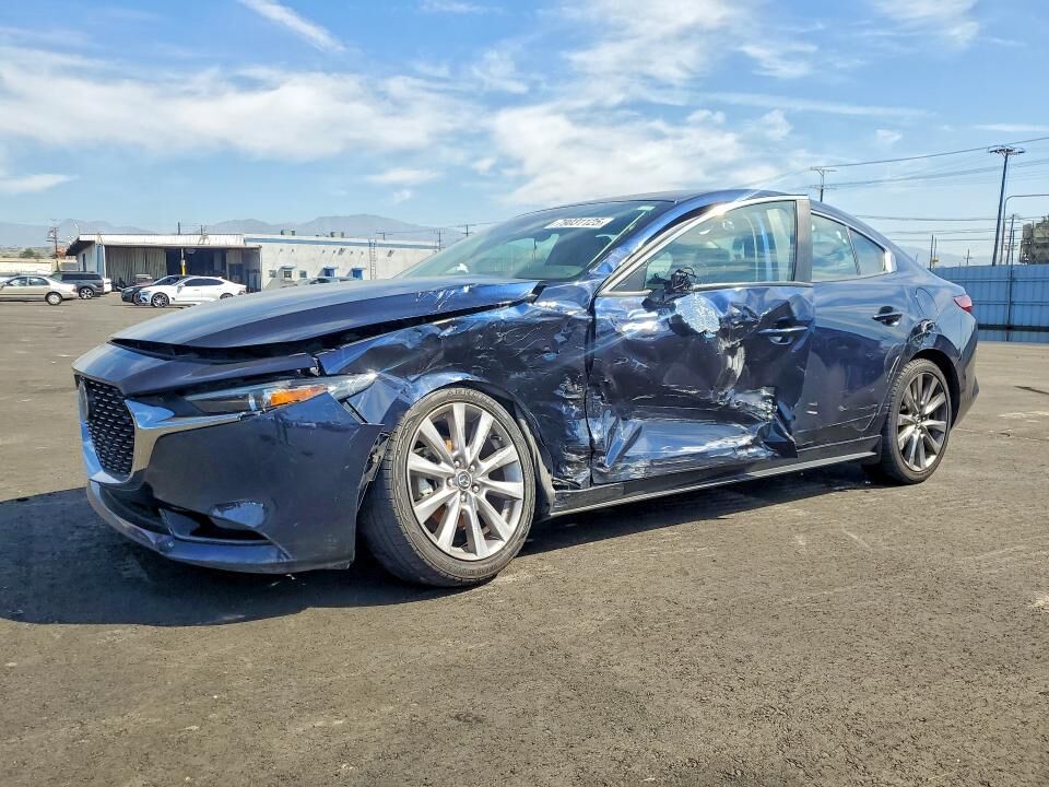 2020 MAZDA Mazda3