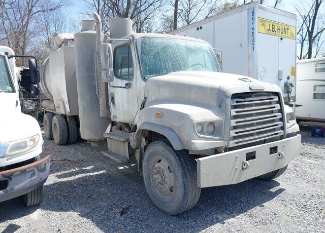 2014 FREIGHTLINER 114SD