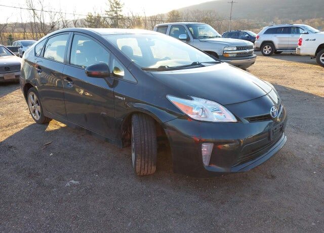 2013 TOYOTA PRIUS