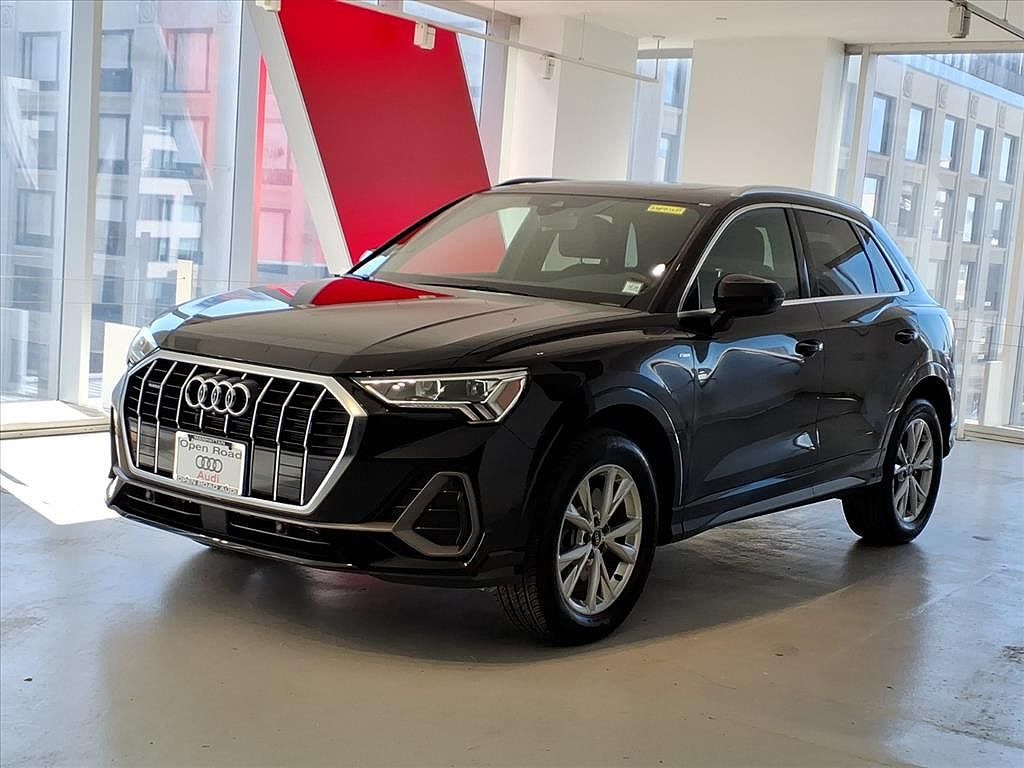 2025 AUDI Q3