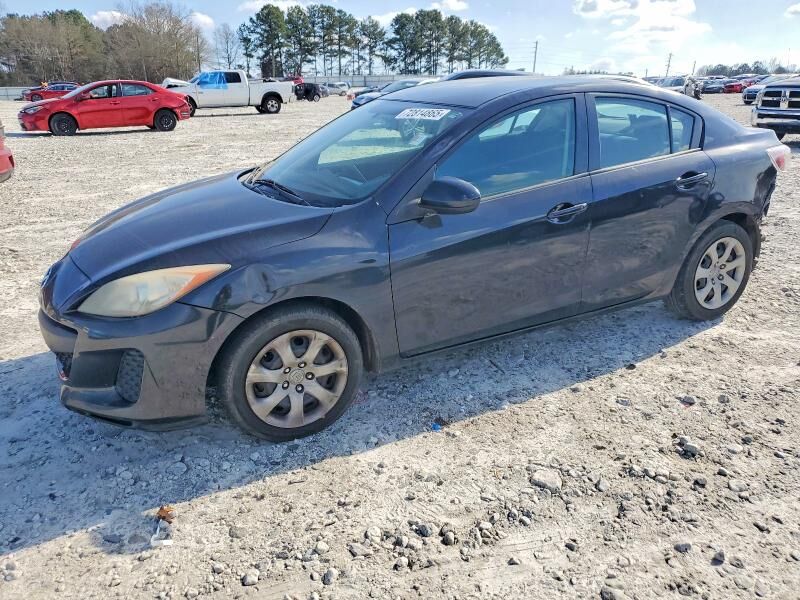 2013 MAZDA Mazda3