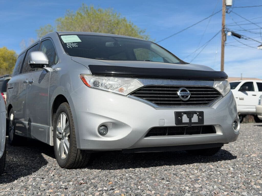 2014 NISSAN Quest