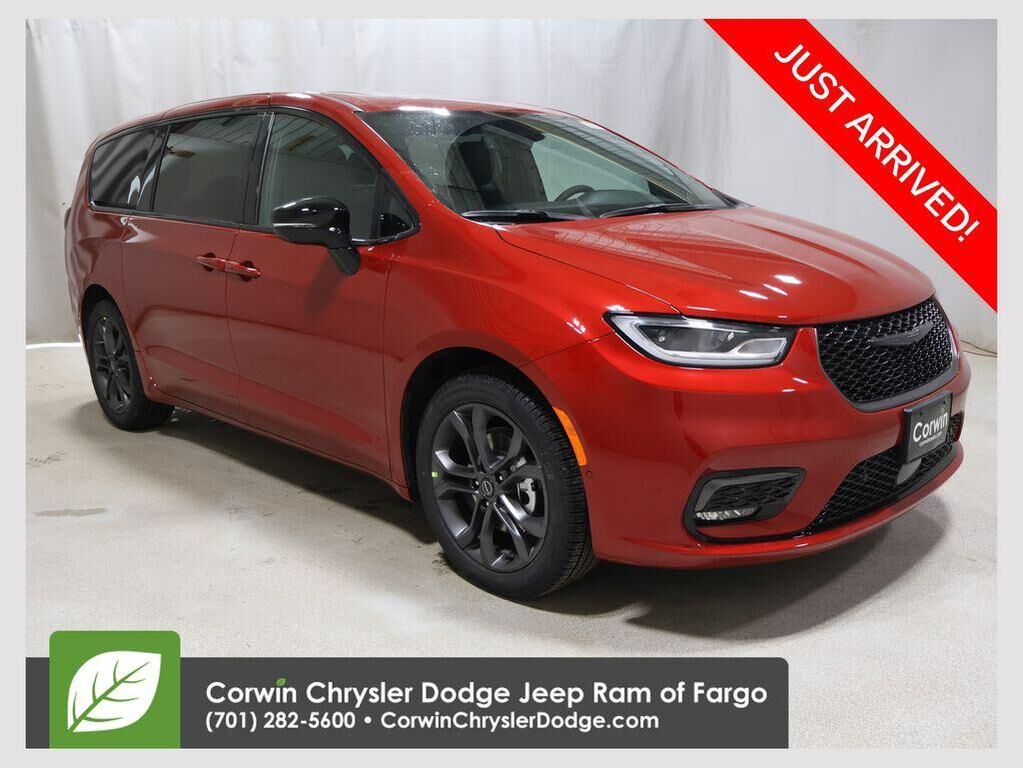 2026 CHRYSLER Pacifica